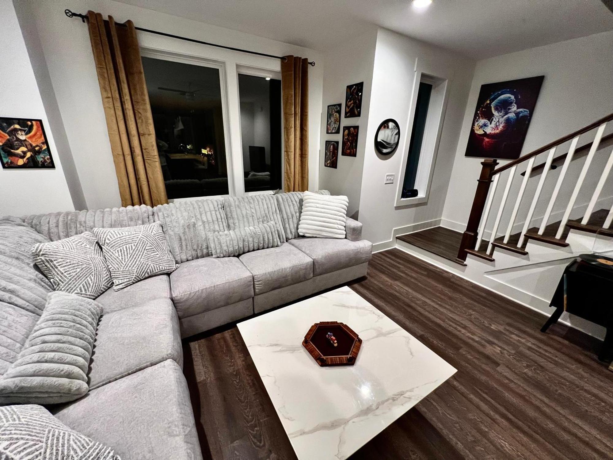 New Elevations Rooftop 5 Min To Downtown Nash ناشفيل المظهر الخارجي الصورة